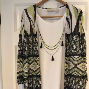 NWT 3 piece set with removable necklace.